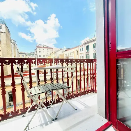 فندق مبيت وإفطار Family Relax Caracciolo نابولي