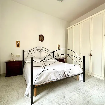 Couette-café Family Relax Caracciolo Naples